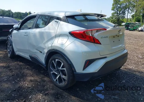 2018 Toyota C-Hr Xle z USA, uszkodzony, nr VIN JTNKHMBX7J1009997